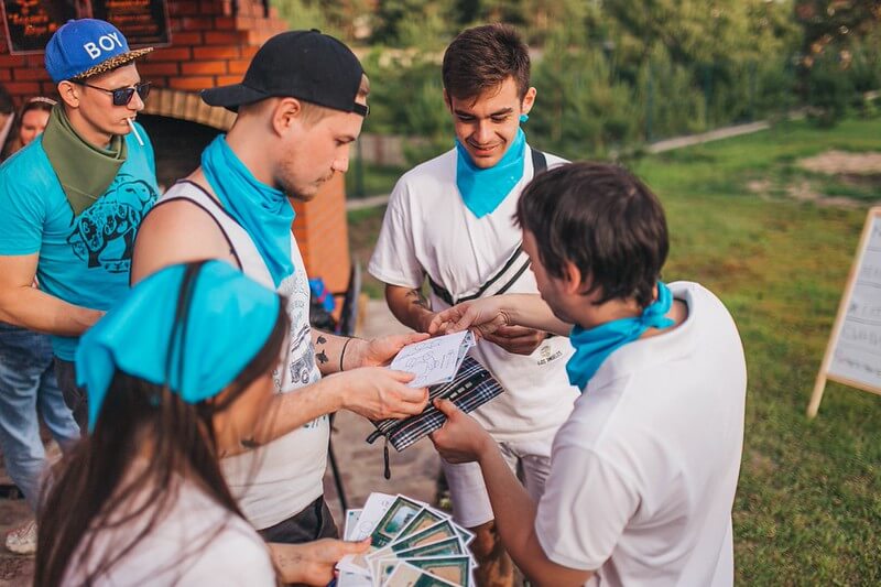 Как отметить майские праздники на природе в Казани — идеи отдыха, квесты и сценарии